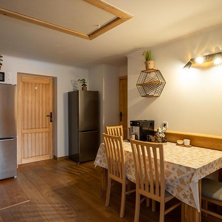 Apartamenty I Pokoje Krupowki Tuz Tuz Zakopane Rum bild